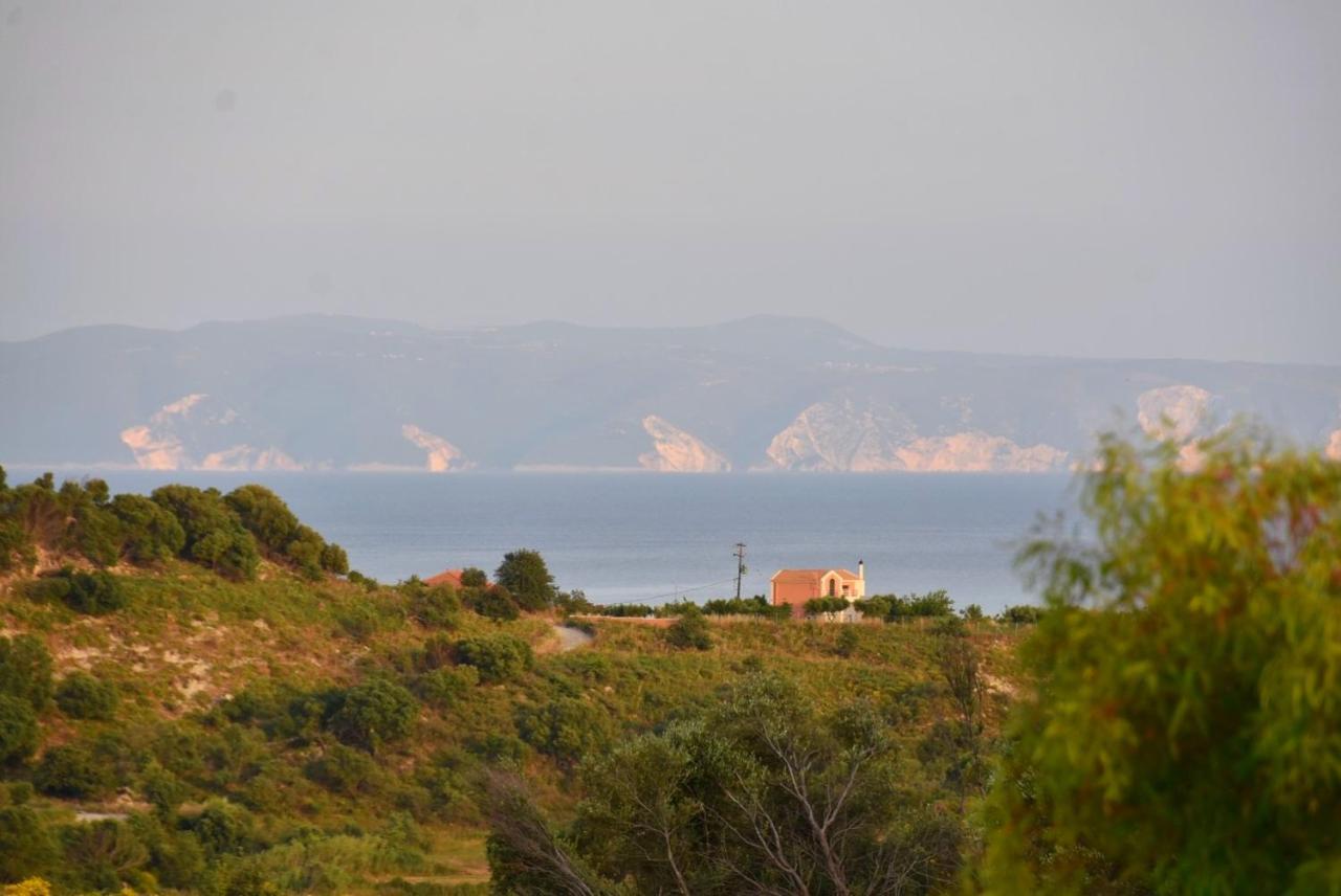 Anemomylos Apartments Lixouri Dış mekan fotoğraf