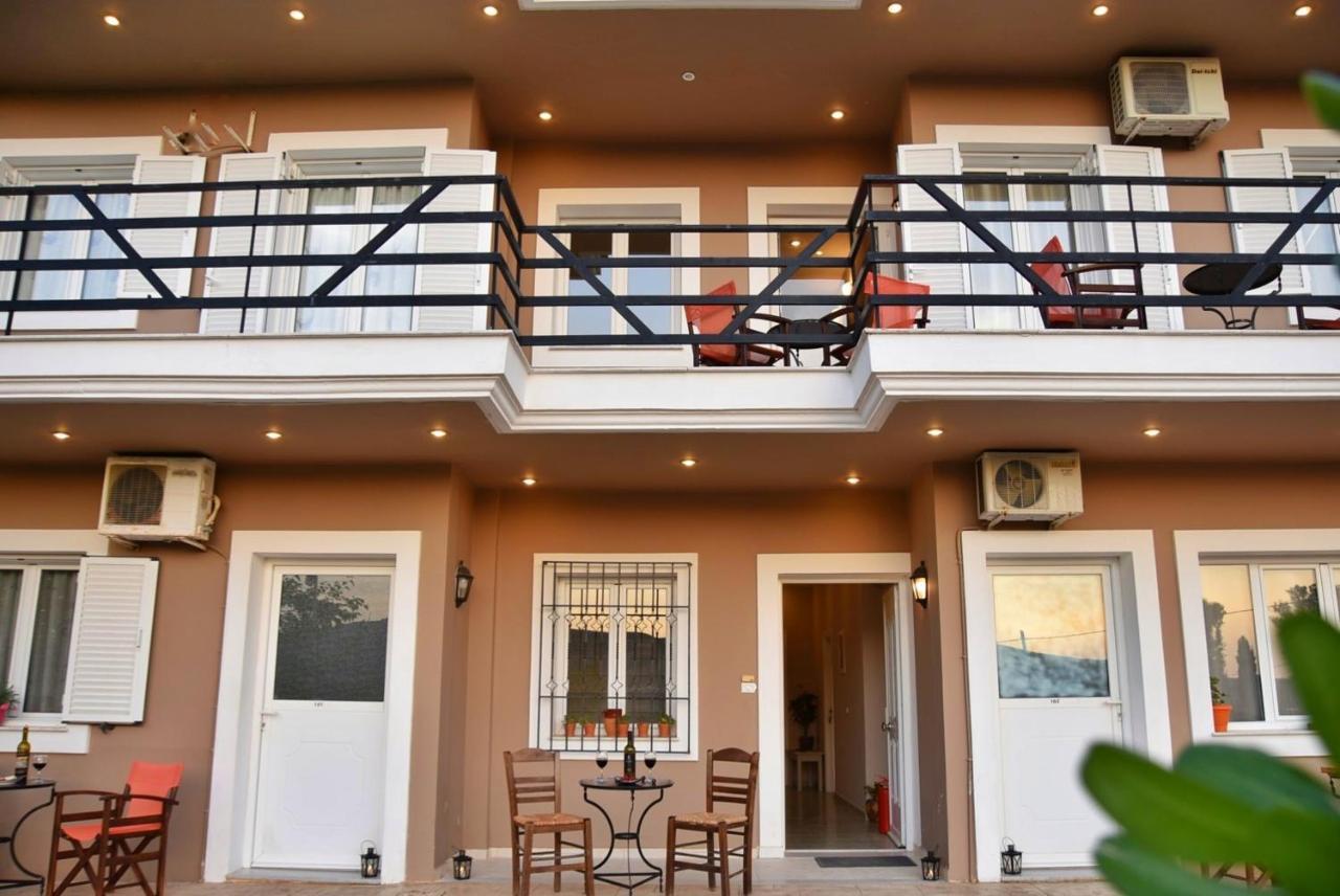 Anemomylos Apartments Lixouri Dış mekan fotoğraf