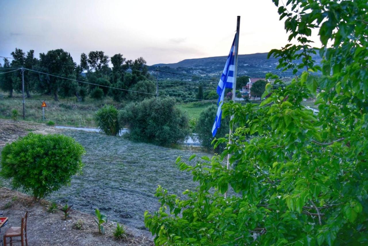 Anemomylos Apartments Lixouri Dış mekan fotoğraf